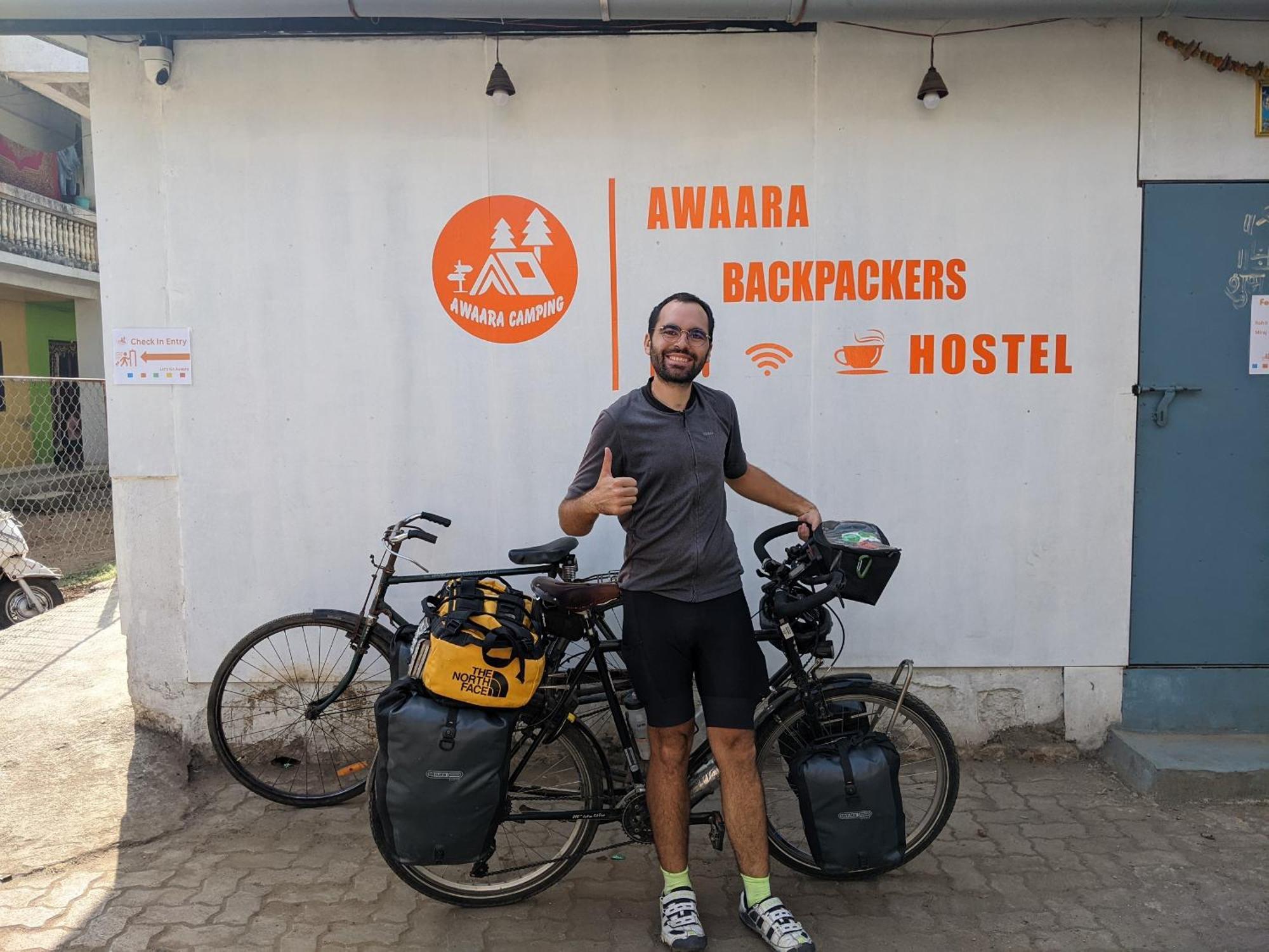 Awaara Backpackers Hostel, Alībāg Eksteriør billede