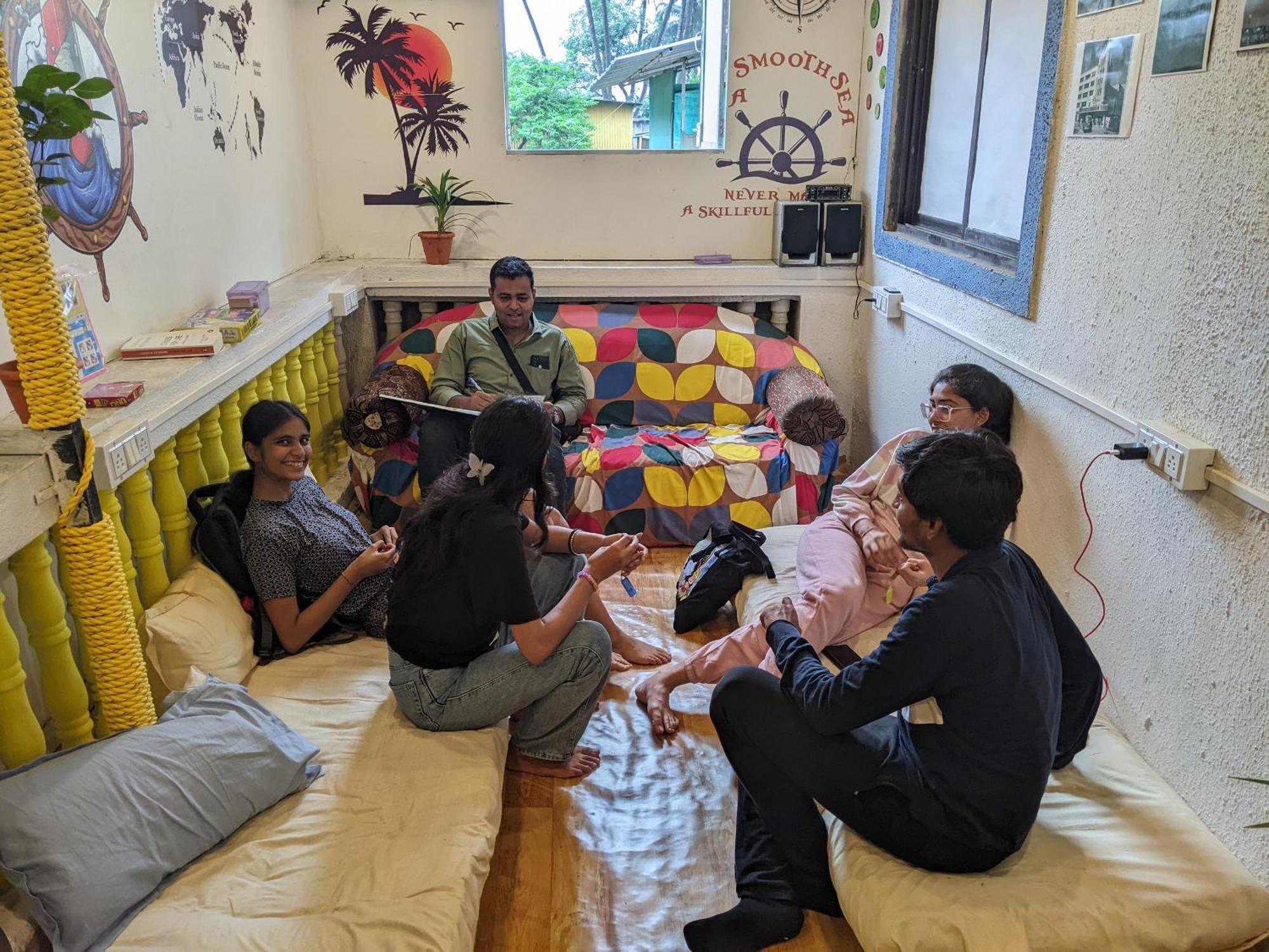 Awaara Backpackers Hostel, Alībāg Eksteriør billede